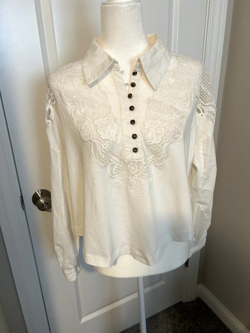 NWT cotton Maeve balloon-sleeve collared yoke top, size XS
